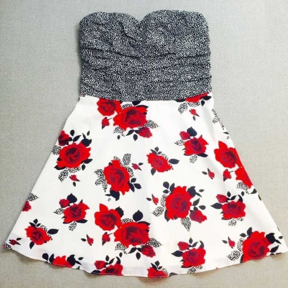 Guess Strapless Floral Dress